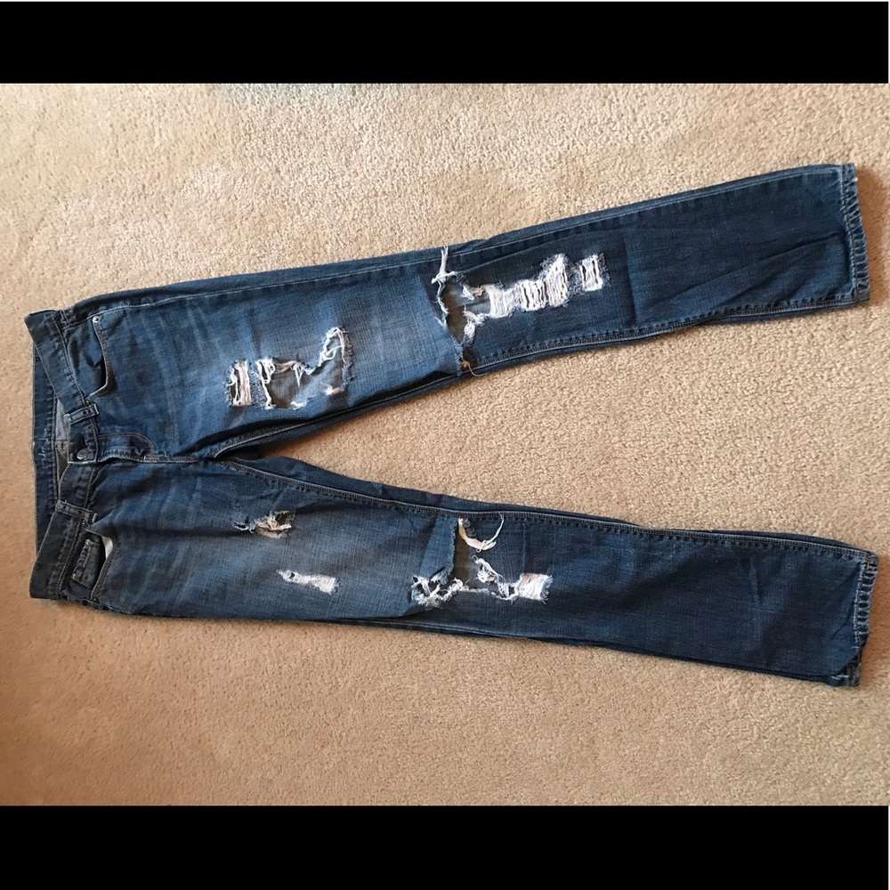 American Eagle Distressed Jeans